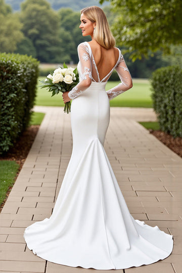 Robe de mariée en dentelle sirène satin stretch ivoire